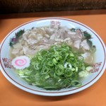 石田食堂 - ラーメン並650円