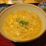 銀座 しのはら - 半田麺のにゅうめん すっぽん出汁とはまぐりとあらの出汁を合わせたスープで