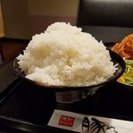 豚やろう - 無料なので大盛にしたご飯
