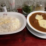 欧風カレー ボンディ - ビーフカレー大盛り+チーズ　1,780円