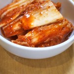 平壌冷麺食道園 - 冷麺前　キムチ