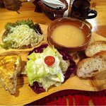 レストラン ルーマニア - キッシュ