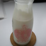 想いやりファーム - すぐに飲みきれそうな勢いで・・・