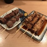 てんぐ - 焼き鳥(^^)
      タレ、塩は
      お店の方のおまかせでお願いしました(^^)
