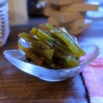 灯 - 葉わさびつんつん漬け