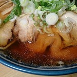 満び - らーめん太麺あっさりのチャーシュー