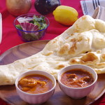 Govinda Curry Bar - 料理写真:2 種のランチカレーセット　880 円