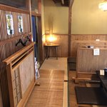 割烹 丸一 - 座卓側