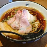 麺や 拓 - 2018年8月　醤油ブラック（750円）