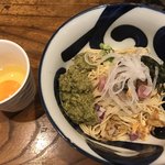 中華そば 先﨑 - 牡蠣と大蒜の和えそばと生たまご