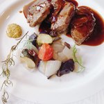 レストランベルンドルフ - 反対側から撮影 ラム肉