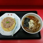 中華料理 丸福 - チャーハン＋半ラーメンセット全景
