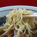 中華料理 丸福 - 麺リフト