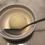 NUTS CAFE TRIP - デザートのパインシャーベット