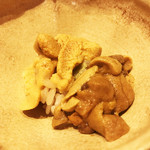 鮓 きずな - 淡路島由良赤雲丹、壱岐赤雲丹