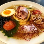 カネキッチン ヌードル - 紀州南高梅冷やしらぁめん(醤油)