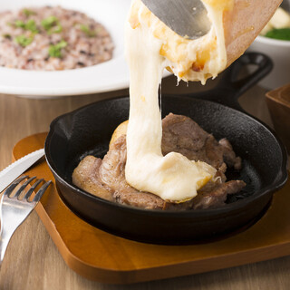 メニュー写真 : CHEESE KITCHEN RACLER 渋谷 （チーズキッチン ラクレ） - 渋谷/チーズ料理 | 食べログ