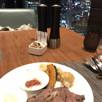 アトモス・ダイニング - 夕食