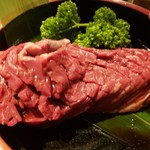 あか牛焼肉専門 和牛一頭流 肉萬 - 