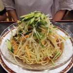 麻辣房 - たっぷり野菜冷し中華