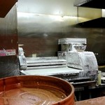 大地のうどん - 製麺機みたいです。