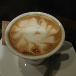 ラ・ピッコラ・ターヴォラ - カフェ・マッキャート