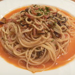 トラットリア Caffe il Cielo - ベーコンとナスのトマトソース スパゲッティ