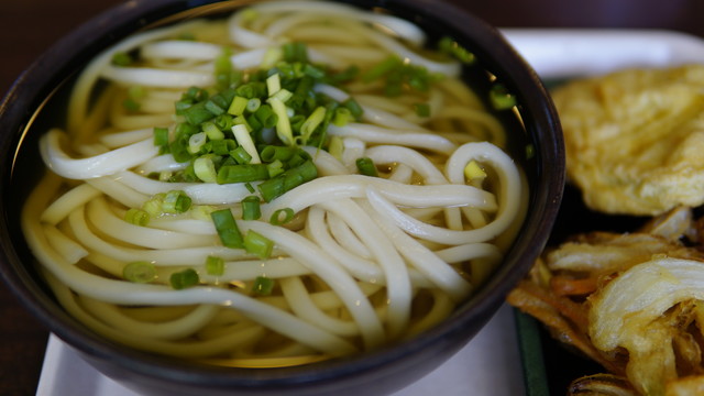 うどん 虎 屋 の マネー