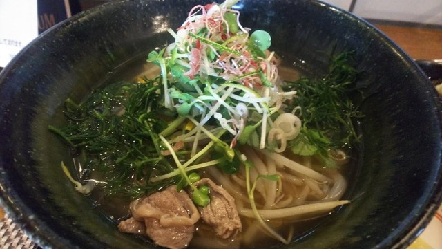くじらびーと 竪堀 オムライス 食べログ