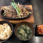 青空食堂 - 牛サガリ定食 大盛＝１１８０円