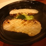 蓬左茶寮 - 椀物:月兎豆のすり流し 焼き早松茸