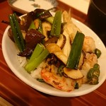 蓬左茶寮 - 御替り②:海老、蟹、松茸、木耳丼