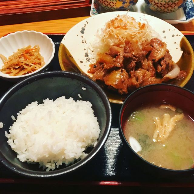 博多もつ鍋 やまや 大阪北浜店 北浜 居酒屋 ネット予約可 食べログ 博多もつ鍋 やまや 大阪北浜店 北浜 居酒屋 ネット予約可 食べログ