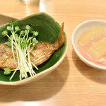 寿司・うなぎ 羽子吾 - お通し（豆鯛の煮付け＆とうがんの煮物