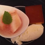 サーラ・マンジェ・ドゥ・クール  - 