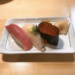 Sushi Izakaya Yataizushi - まぐろ、しまあじ、いくら