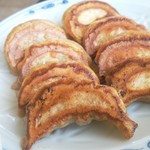 手打ラーメン・中華料理　亜壽多 - 定食のぎょうざ、パリｯとモｯチモチ！