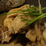 下町割烹とめだて - 栄螺とエリンギの蟹味噌炒め