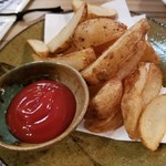 南活FC - フライドポテト(300円)