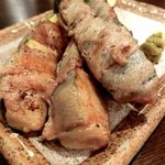 じとっこ組合 - 「宮崎産ズッキーニの豚バラ巻き」：低カロリーな健康野菜・ズッキーニに、串焼きの醍醐味をプラス♪