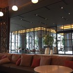 ロウリーズ・ザ・プライムリブ - 