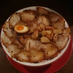 焼豚ラーメン 三條 - 焼豚ラーメン(肉盛+にんにく)700+300+100円