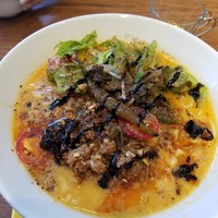 蔭山樓 表参道店 - 担々麵