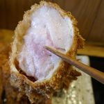 まさ竜 - かつはお肉の美味しさ、脂身の美味しさを活かした2種類の部位が入っており、お肉多めなとんかつはジューシーな美味しさ満点な上に後味さっぱり！ヒレのような爽やか美味しさにビックリ！