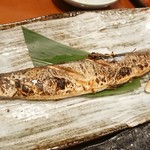 魚寅本店 - 秋刀魚塩焼き