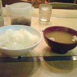 せんば - ご飯とお味噌汁はお替り自由！