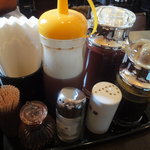 とんかつ　天山 - テーブルセット