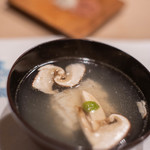 うを徳 - 椀（わん）、武州羽根田（むさしはねだ）の星鳗（はかりめ）＋藝州（あき）松茸（まつたけ）