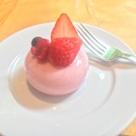 東山 - いちごケーキ