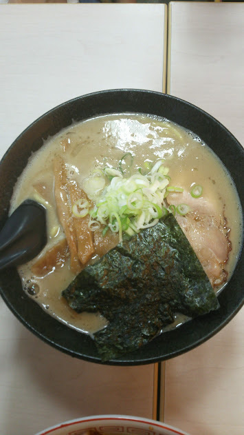 気むずかし家 name=